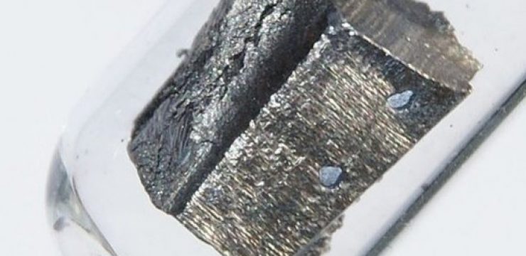 Neodymium-rare-earth-metal.jpg