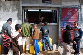 Gazans Pay One-third of Income for Clean Water