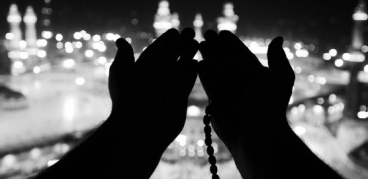 hajj-pilgrim-prayer-saudi-arabia-mecca.jpg