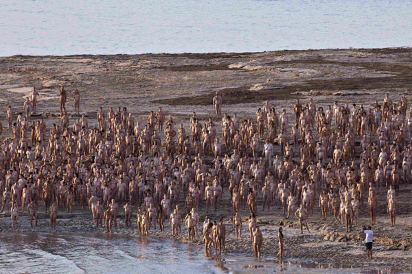 Floating With Spencer Tunick to Save the Dead Sea