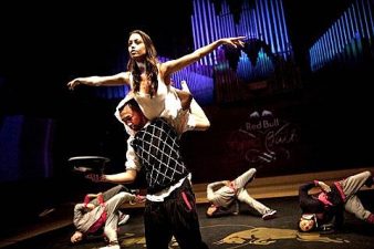 Flying Bach Dances Through Dubai