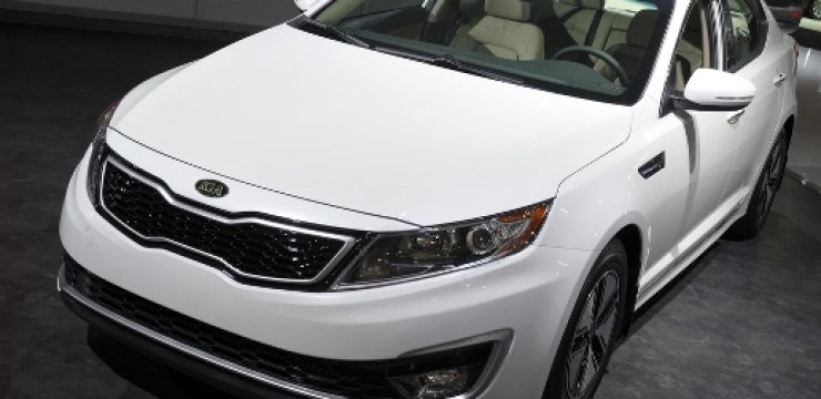 white-kia-hybrid.jpeg