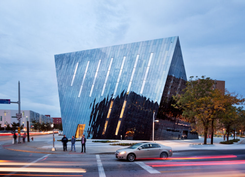 Iranian Farshid Moussavi’s Prismatic MOCA in Cleveland Goes for LEED Silver