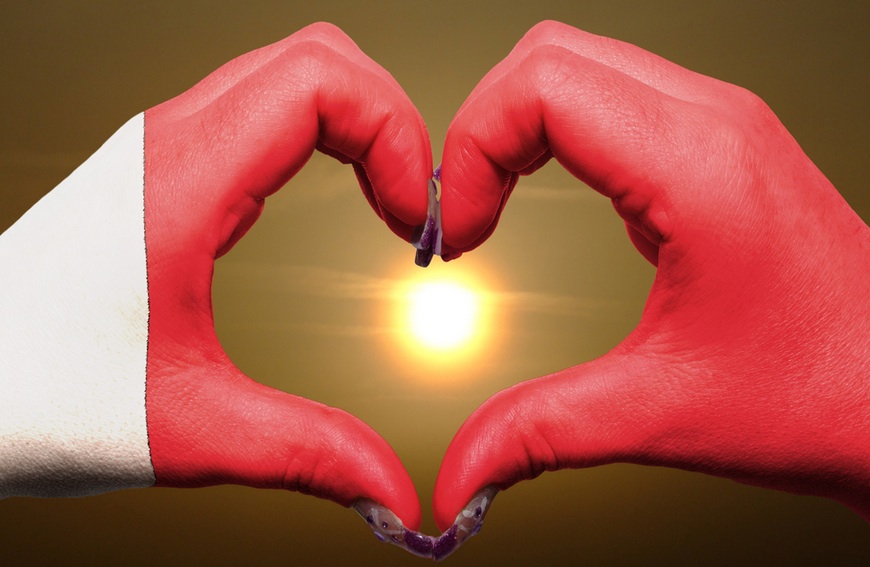 bahrain, solar power, sunshine in hand, fingernails, PV plant