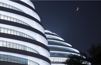 Zaha Hadid’s Immense Galaxy SOHO Complex Takes LEED Silver
