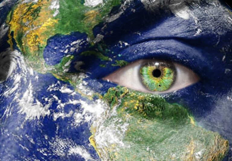 Change The World In A Green Minute (Video)