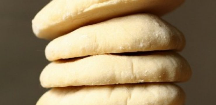 pita_bread_Israel.jpg