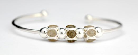 rith art eco art jewelry christmas sand