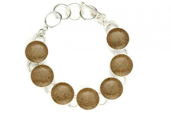 rith art eco art jewelry christmas sand