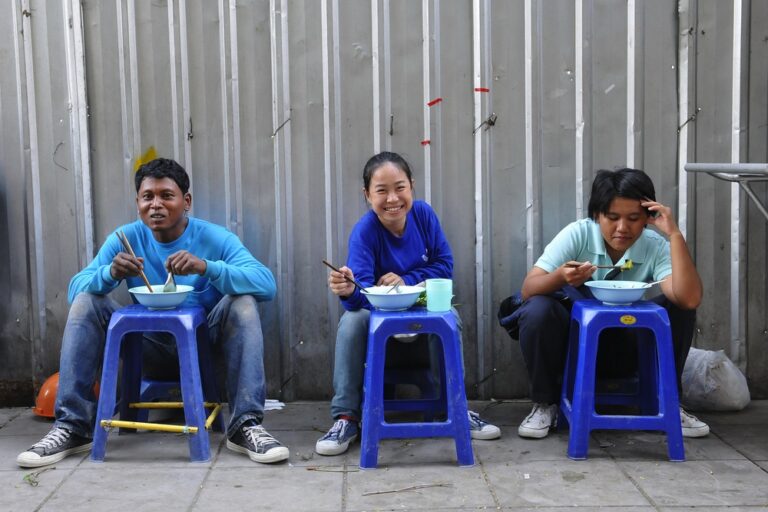 Climate Change to Worsen Migrant Workers’ Lives in Qatar