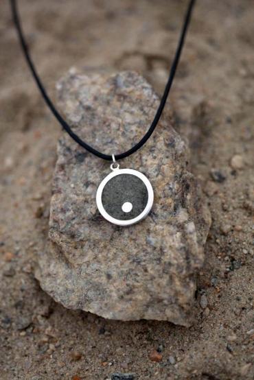 rith art eco art jewelry christmas sand