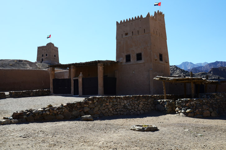 Earth Architecture No Longer Fit for a King