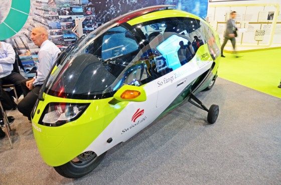 Zerotracer, green transportation, Masdar City, Abu Dhabi, electric motorbike, world's most efficient luxury vehicle, the bike that wears its own helmet, Swiss design, electric vehicle