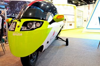 Zerotracer: A Globetrotting Electric Motorbike With its Own Helmet