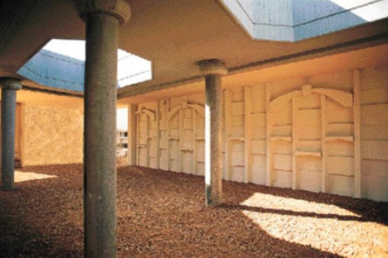 Multilevel burial location