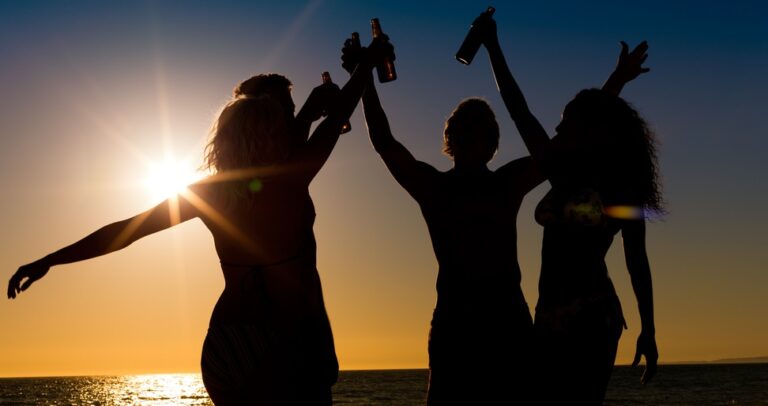 Skin Cancer Risk Goes Up In the Afternoon Sun