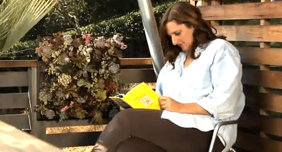 make small vertical garden