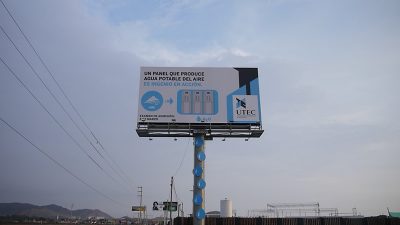 Billboard Extracts Clean Drinking Water from Air (Photos)