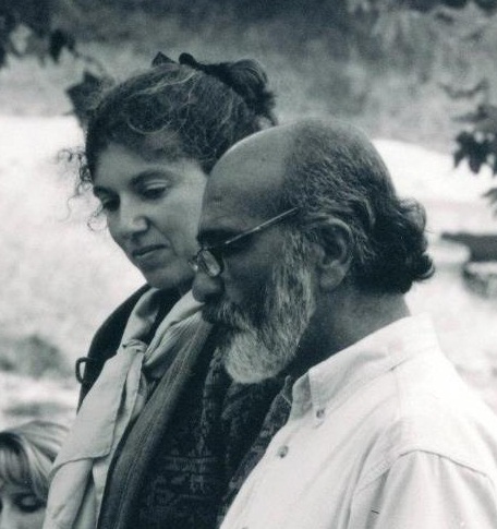 Nader Khalili, Iliona Khalili