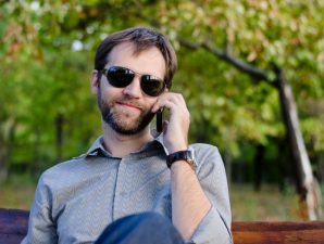 Israeli Cell Phone User Compensated $100 K for Ear Cancer