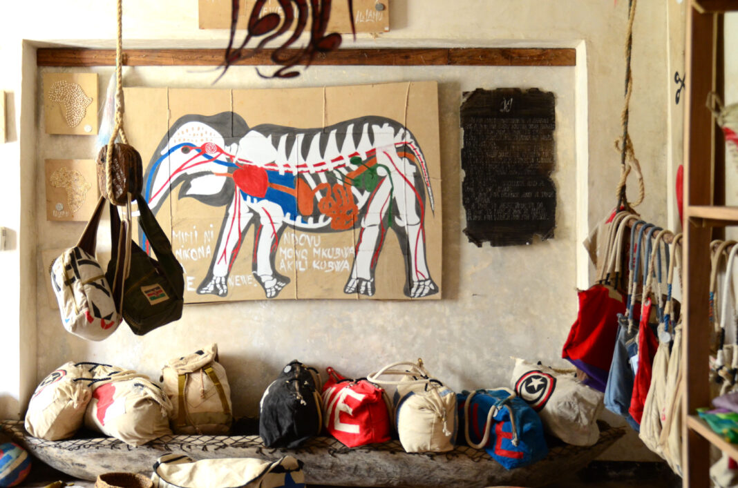 recycling, upcycling, poverty, Lamu, Shela, Ali Lamu, Kenya, tanga, art, dhow sails,