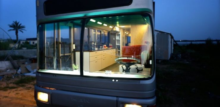 Dan-Bus-Luxury-Conversion-01.jpg