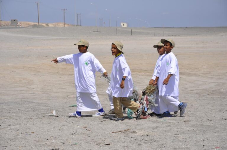 Loggerhead Turtles: Omani Kids Hit Masirah Island to Protect World’s 2nd Largest Population