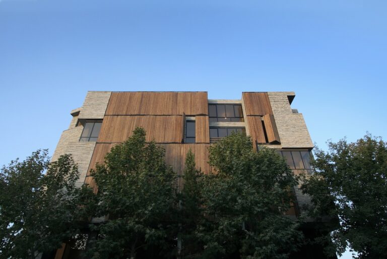 Iranian Recycled Stone Apartment #1 Among 2013 Aga Khan Architecture Award Nominees