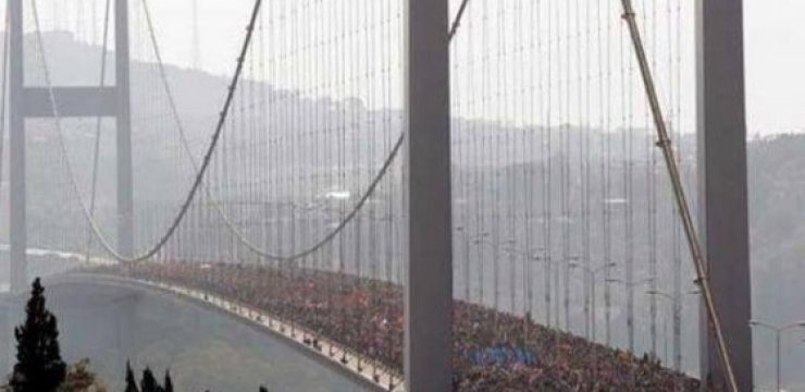 occupy-gezi-bridge-bosphorus-protest-turkey.jpg
