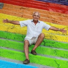Turkey’s Gentlest Protestor Paints Public Stairs in Joyous Color