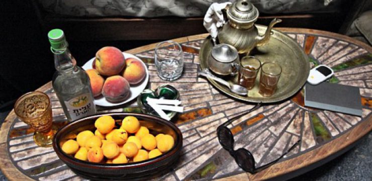 Morocco-traditional-mint-tea-service.jpg