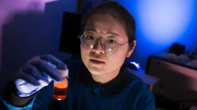 New lab reactor uses water instead of toxic solvents