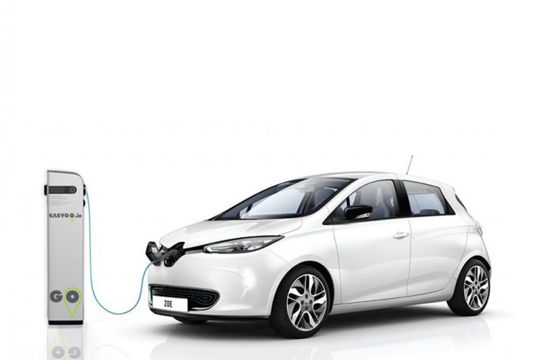 Hotels in Ireland offer guests electric cars to rent