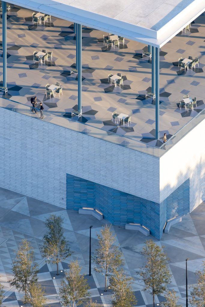 ismaili center houston architecture, ismaili center houston gardens, farshid moussavi building design, thomas woltz landscape, aga khan green building, houston buffalo bayou skyline, islamic modern architecture texas, sustainable civic center houston, reflecting pool ismaili center, aga khan development network, faith based architecture, pluralism in texas, eco architecture houston, islamic art design usa, houston cultural corridor, farshid moussavi architect, thomas woltz nelson byrd woltz, greenwashing architecture, aga khan award sustainability, houston civic landmark