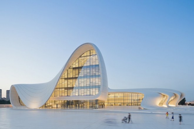 Heydar Aliyev Center, Zaha Hadid, Caspian Sea, Azerbaijan, Islamic Architecture, Islamic design, daylighting, Iraqi architect, famous architecture