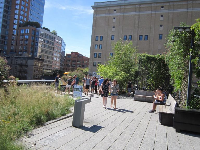 Experiencing New York’s High Line revision