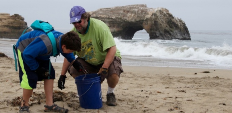 International-Coastal-Cleanup.jpg