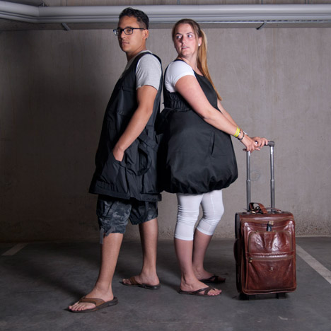 Jaktogo wearable luggage