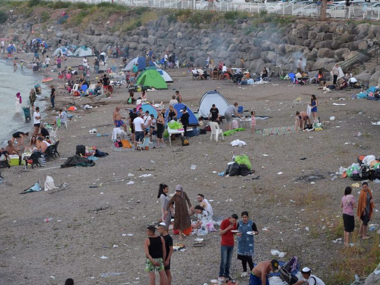 Tons of trash left at picnic sites by Israelis after Passover