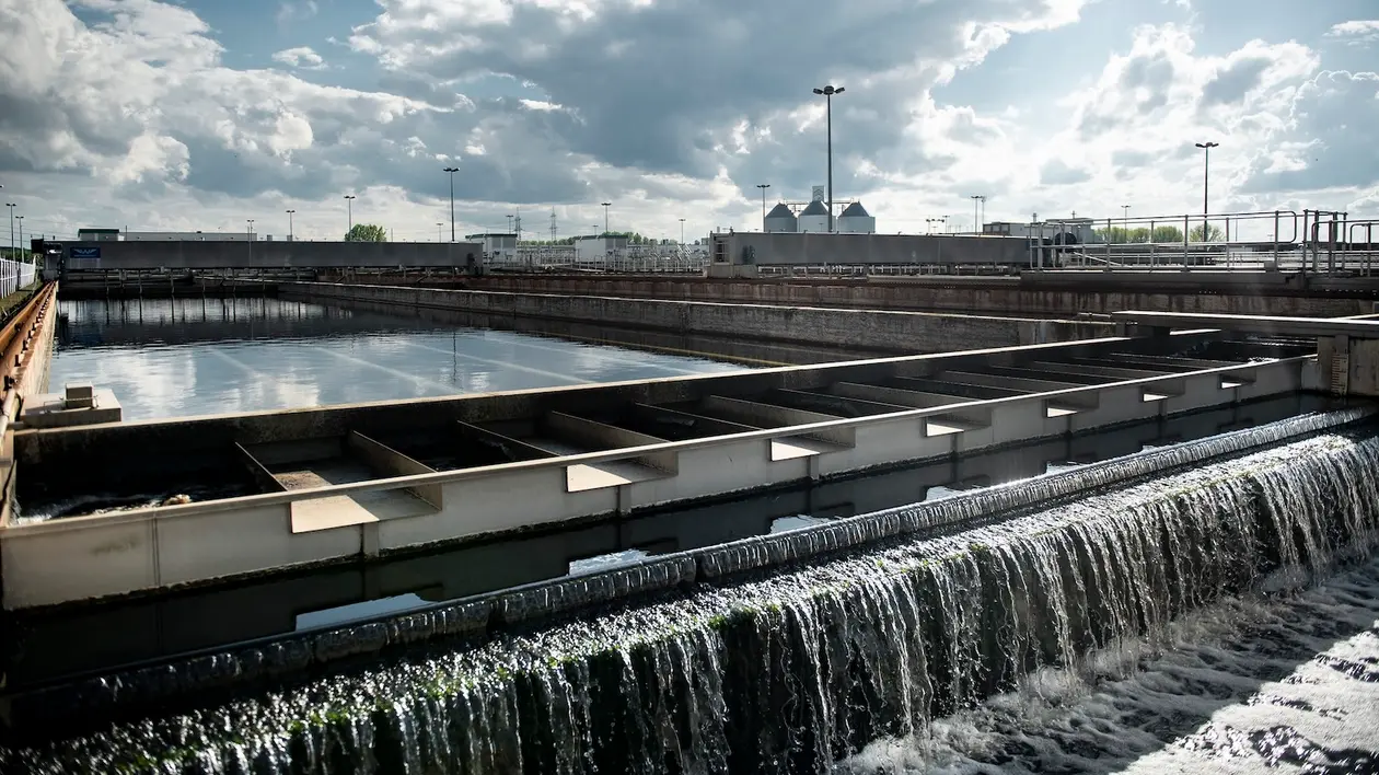 The Schönerlinde wastewater treatment plant outside Berlin. Benjamin Pritzkuleit / Berliner Wasserbetriebe