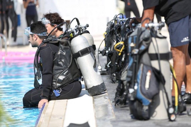 world's first underwater store