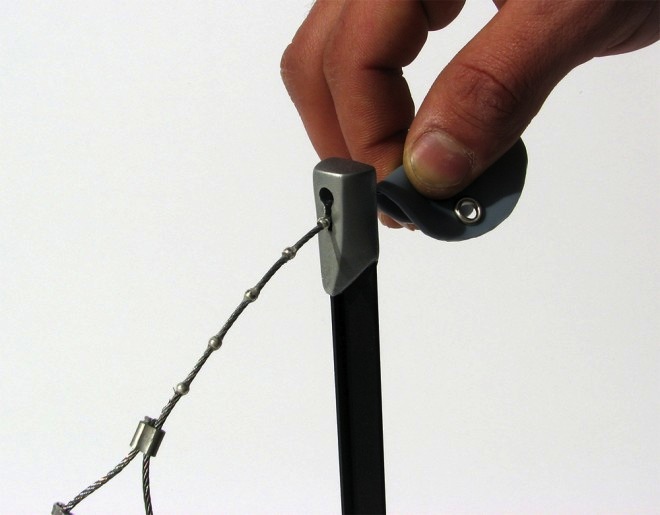 Roee Magdassi, Stakes cooking grill, IDF, Bezalel Academy, ex Israeli soldier, camping equipment, collapsible camping grill, wire and stakes cooking grill