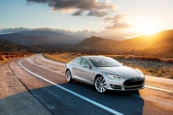 Driverless car partnership emerges between Tesla and Israel’s Mobileye