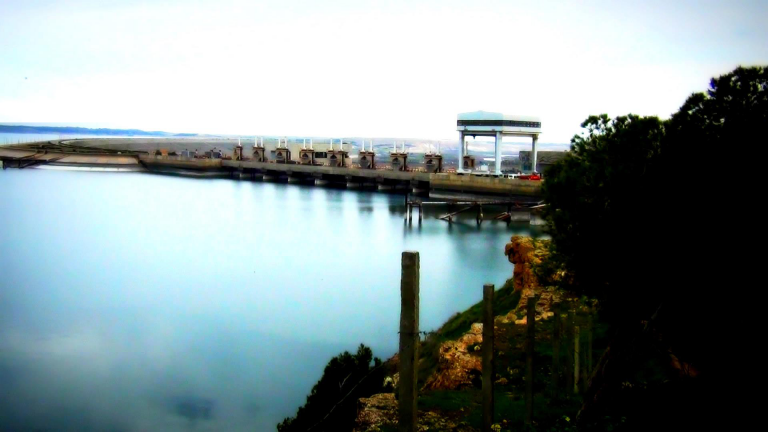 ISIS uses Tabqa Dam in Syria as weapon of war