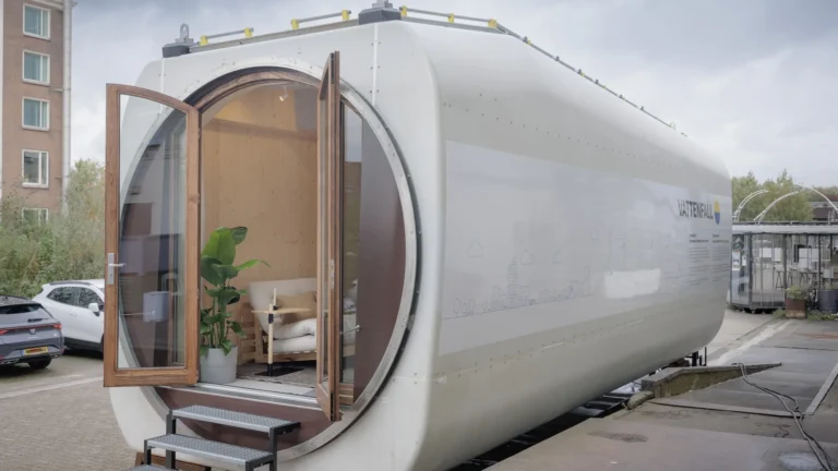Wind turbines are recyclable and upcyclable – would make one your tiny home?