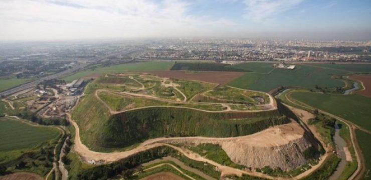ariel-sharonpark-landfill-israel1.jpg
