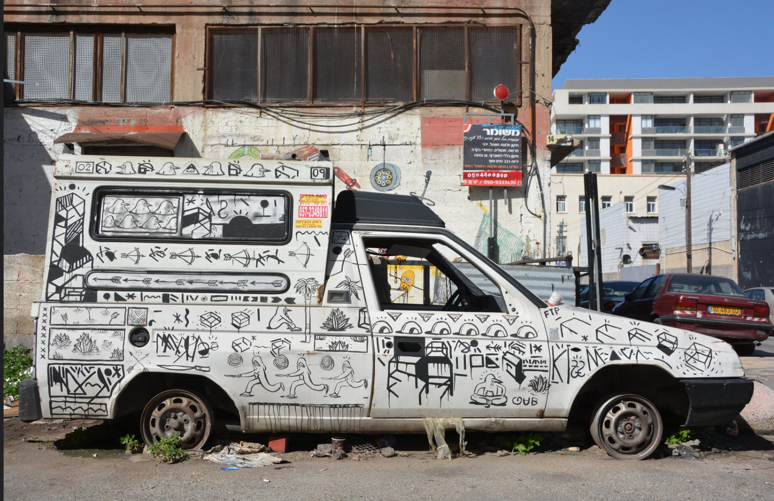 art abandoned delieve