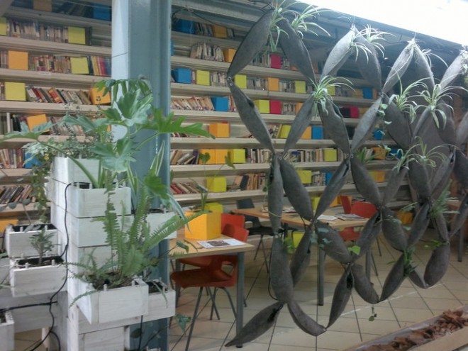 garden guerrillas attack tel aviv bus station