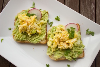 Jazz Your Breakfast Up With Avocado And Egg Toast Recipe