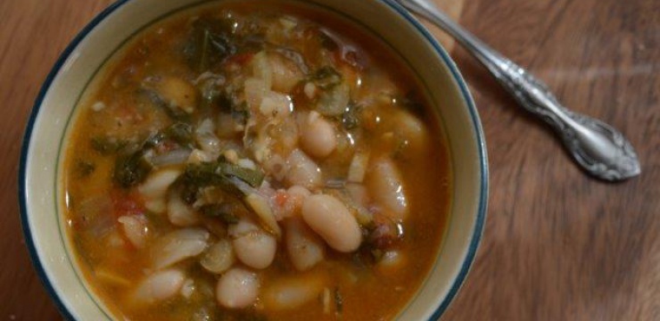 cannellini-soup-w-spoon.jpg